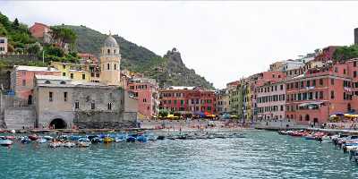 Vernazza Cinque Terre Ocean Town Viewpoint Cliff Port Stock Images Country Road - 002142 - 18-08-2007 - 12133x4240 Pixel Vernazza Cinque Terre Ocean Town Viewpoint Cliff Port Stock Images Country Road Fine Art Photography For Sale Senic Fine Art Fotografie Animal Image Stock Fine...